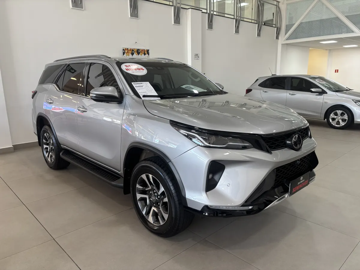 Toyota Sw4 Platinum 5 lugares 2024