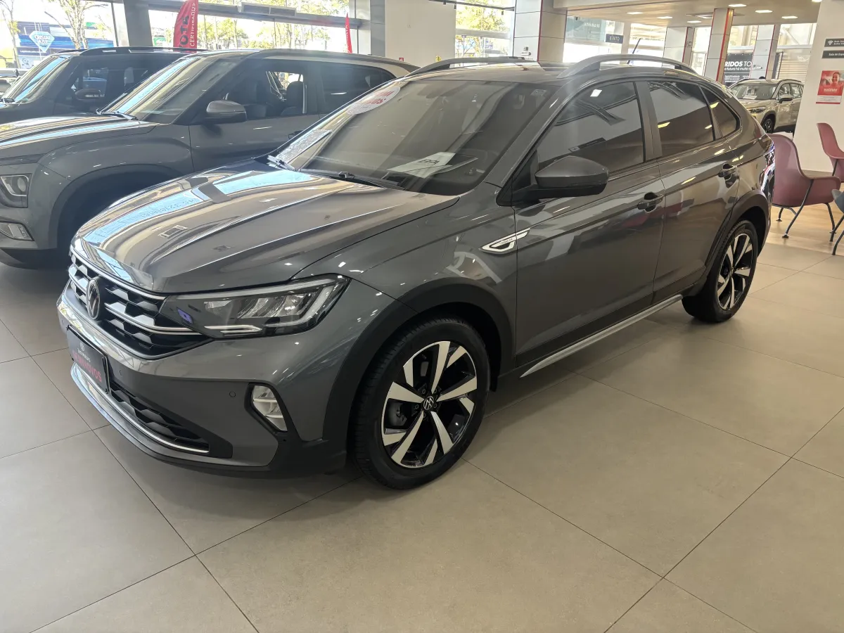 Volkswagem Nivus Highline 2023