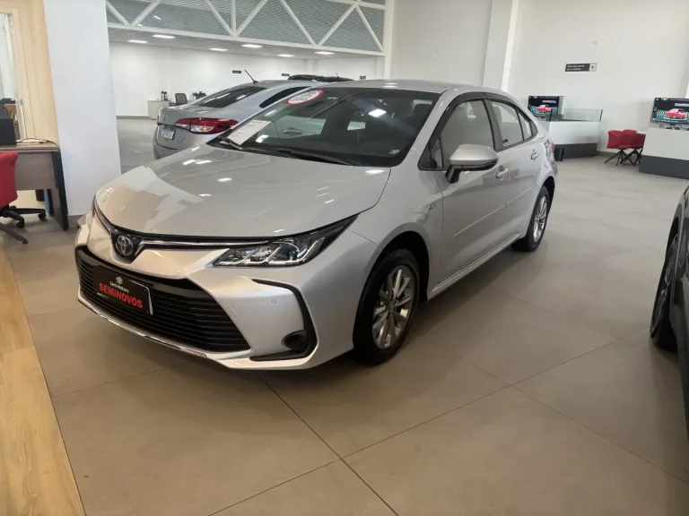 Toyota Corolla Gli Híbrido 2025