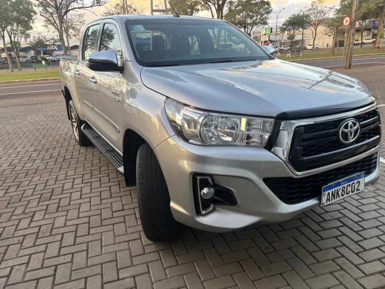 Toyota Hilux Srv Flex 4x2 2020